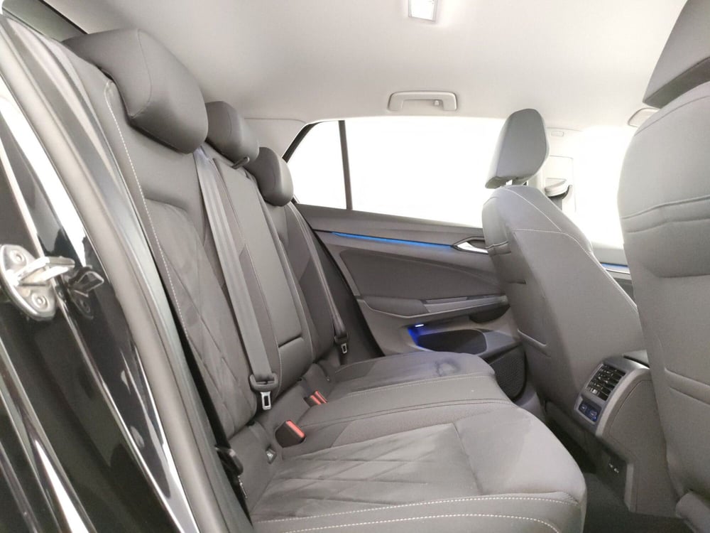 Volkswagen Golf usata a Napoli (9)