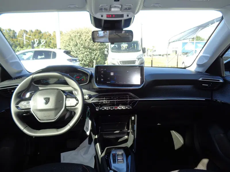 Peugeot 208 nuova a Treviso (11)