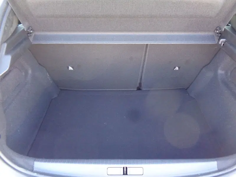 Peugeot 208 nuova a Treviso (16)