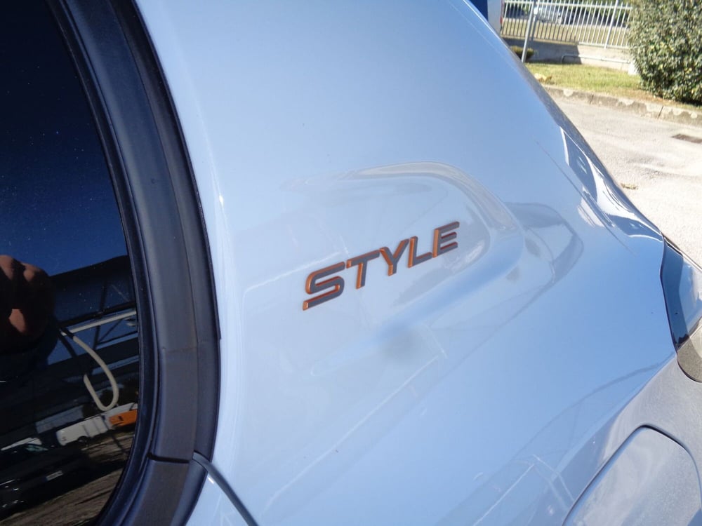 Peugeot 208 nuova a Treviso (18)