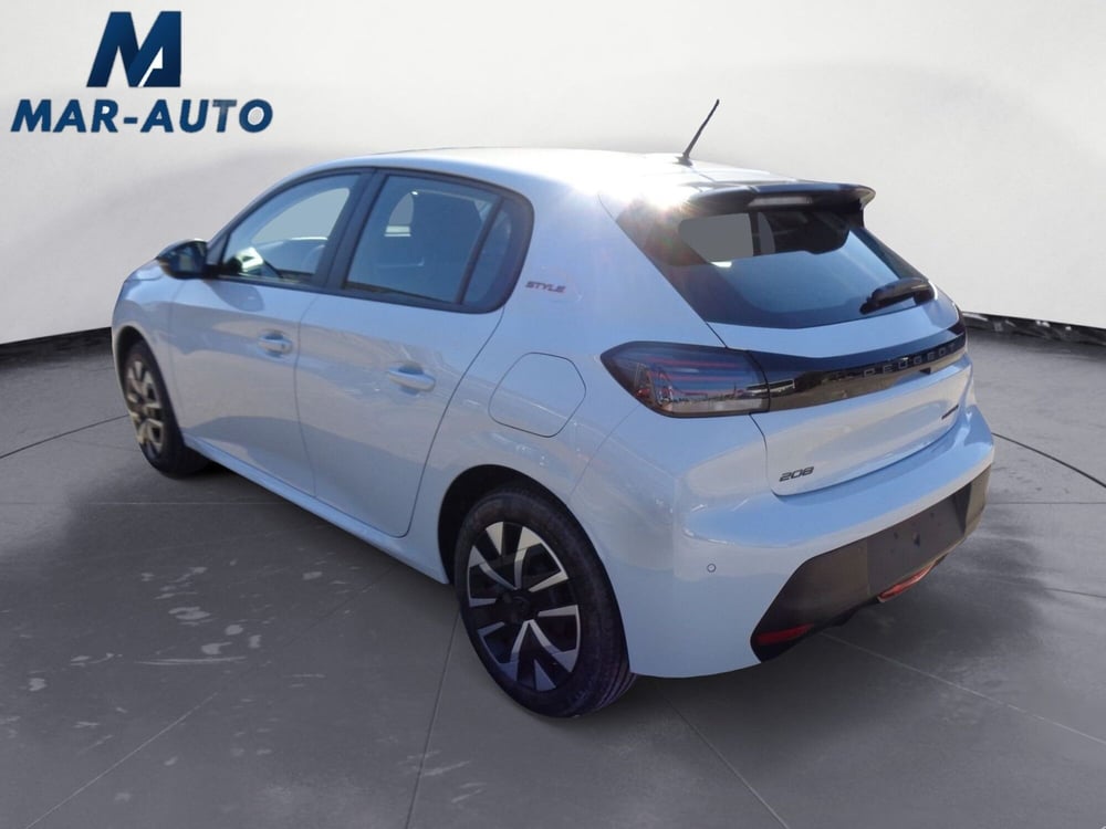 Peugeot 208 nuova a Treviso (2)