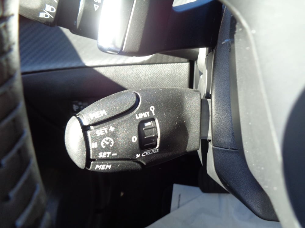 Peugeot 208 nuova a Treviso (20)