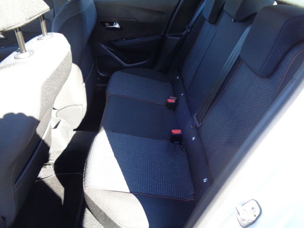 Peugeot 208 nuova a Treviso (9)