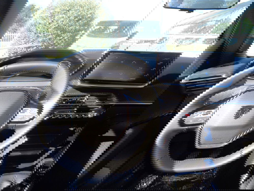 Peugeot 2008 nuova a Treviso (12)