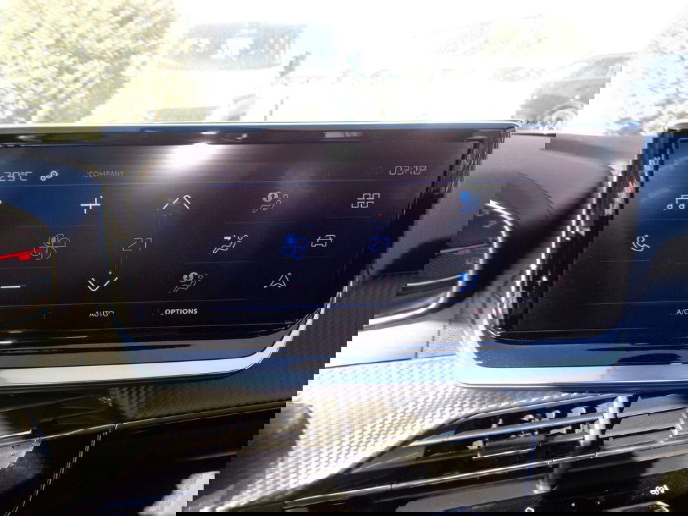Peugeot 2008 nuova a Treviso (13)