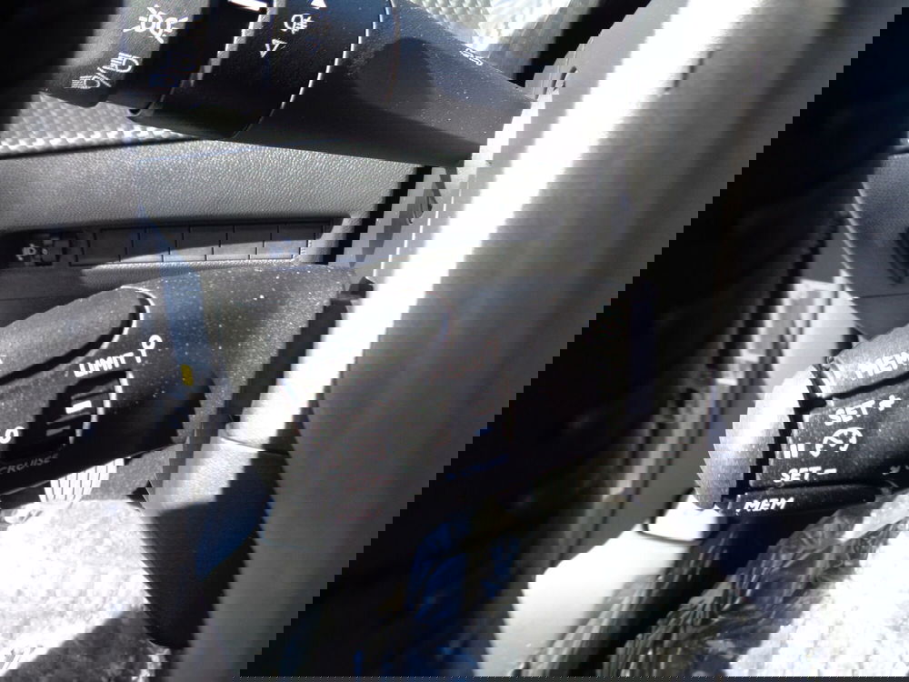 Peugeot 2008 nuova a Treviso (17)