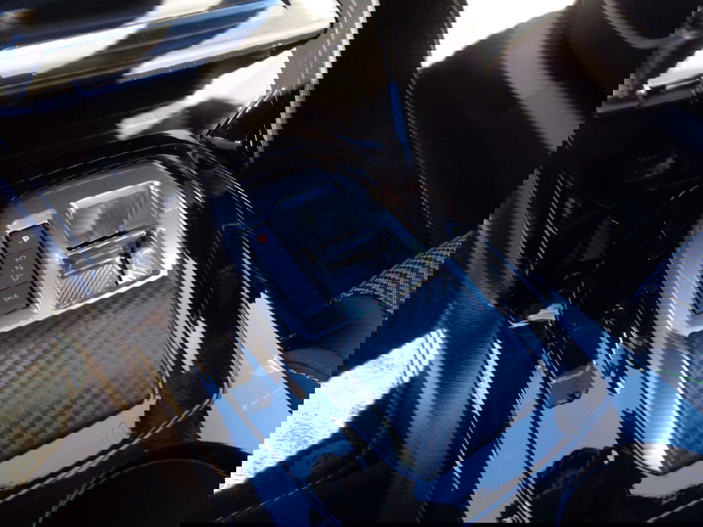 Peugeot 2008 nuova a Treviso (17)