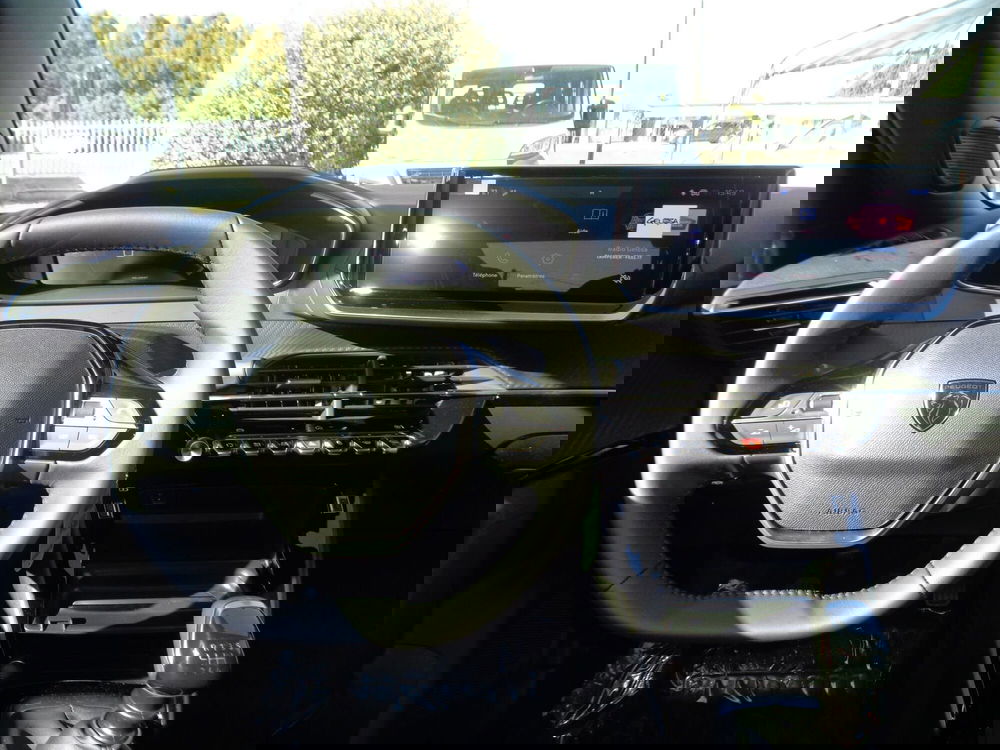 Peugeot 2008 nuova a Treviso (12)