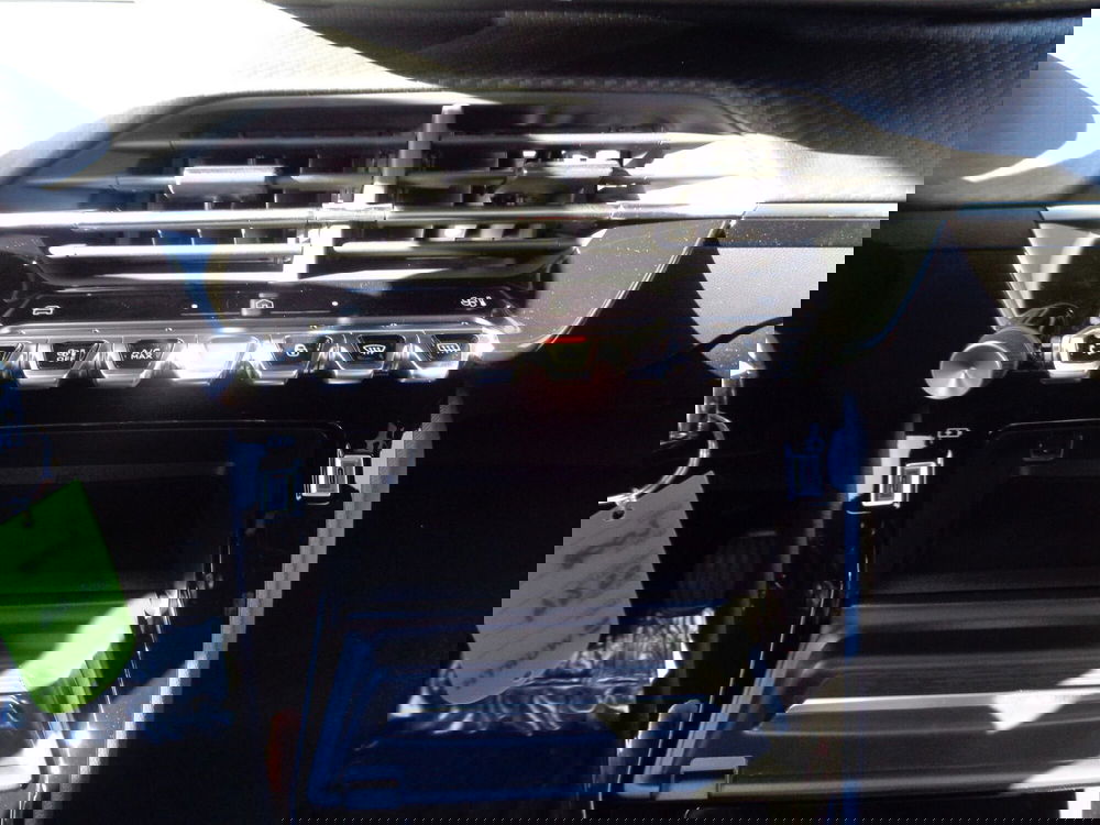 Peugeot 2008 nuova a Treviso (14)