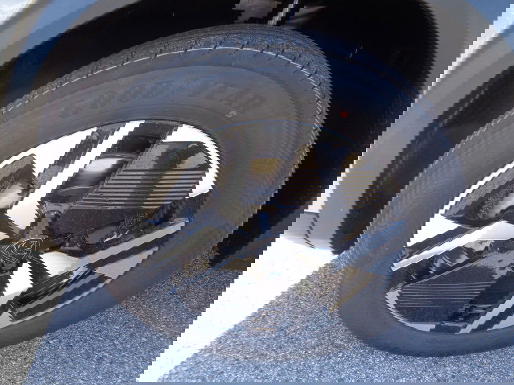 Peugeot 2008 nuova a Treviso (6)