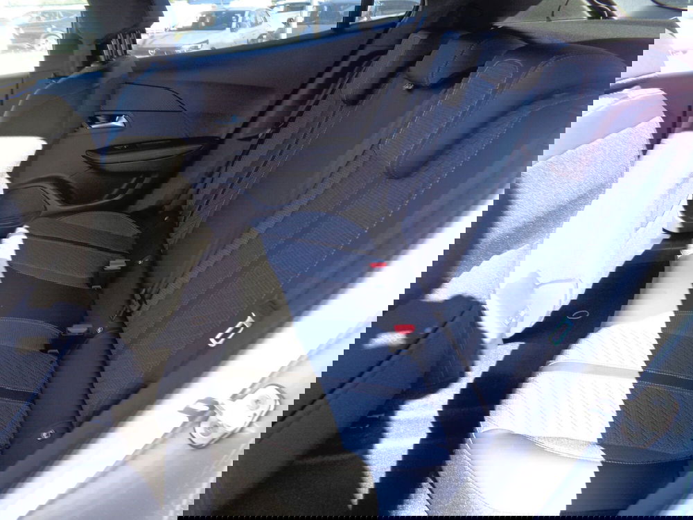 Peugeot 2008 nuova a Treviso (9)