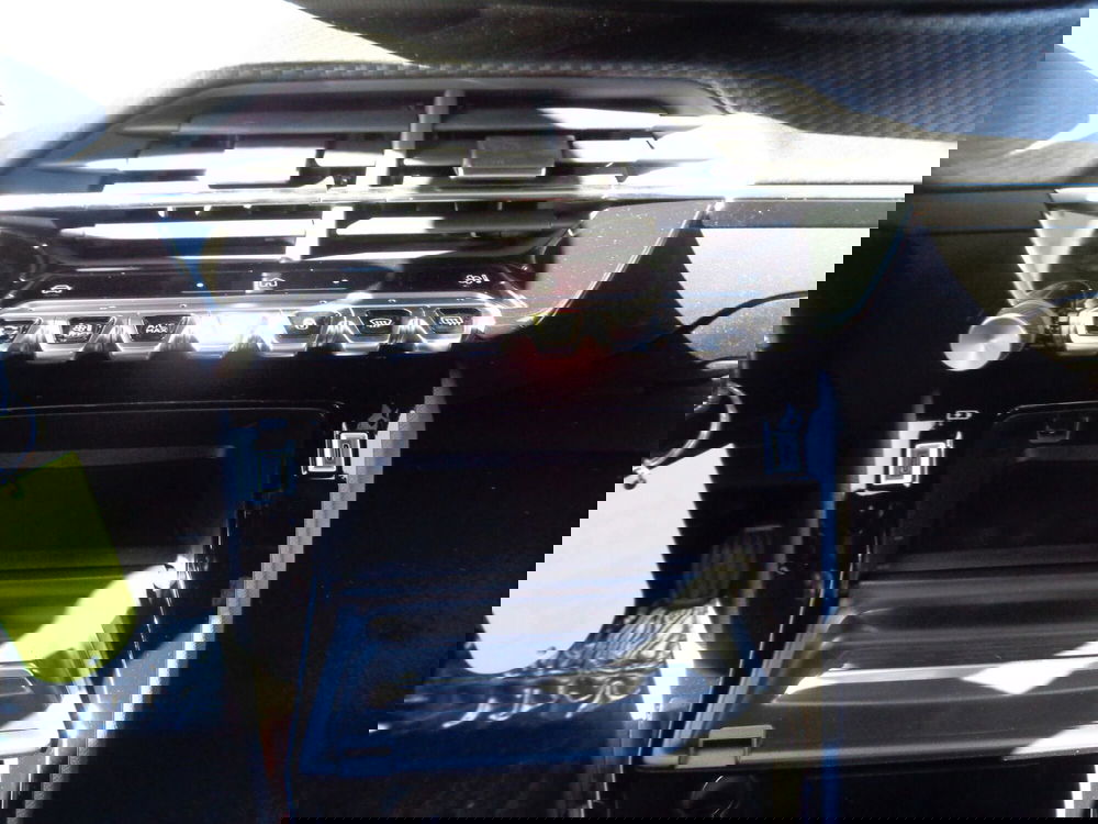 Peugeot 2008 nuova a Treviso (13)