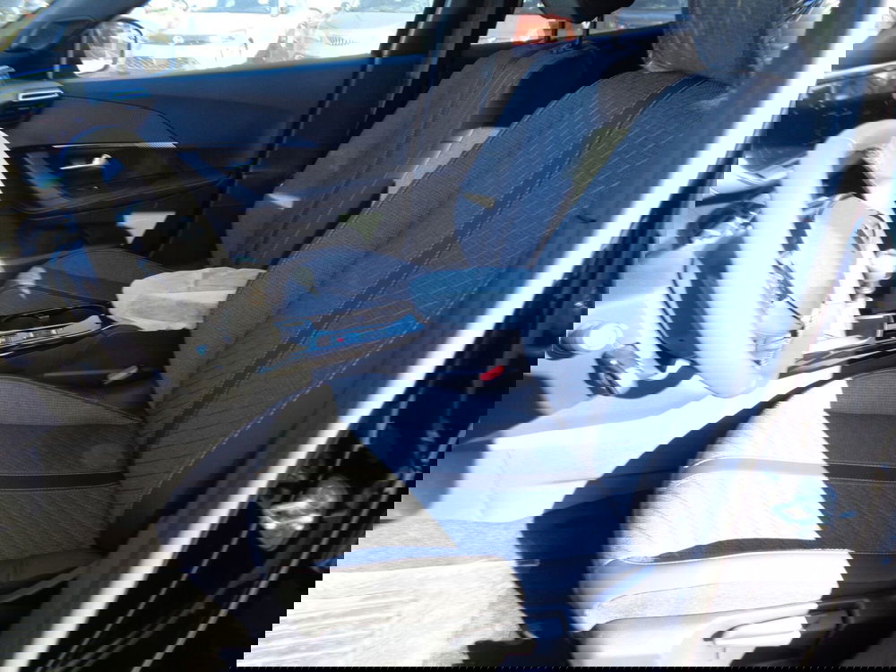 Peugeot 2008 nuova a Treviso (16)