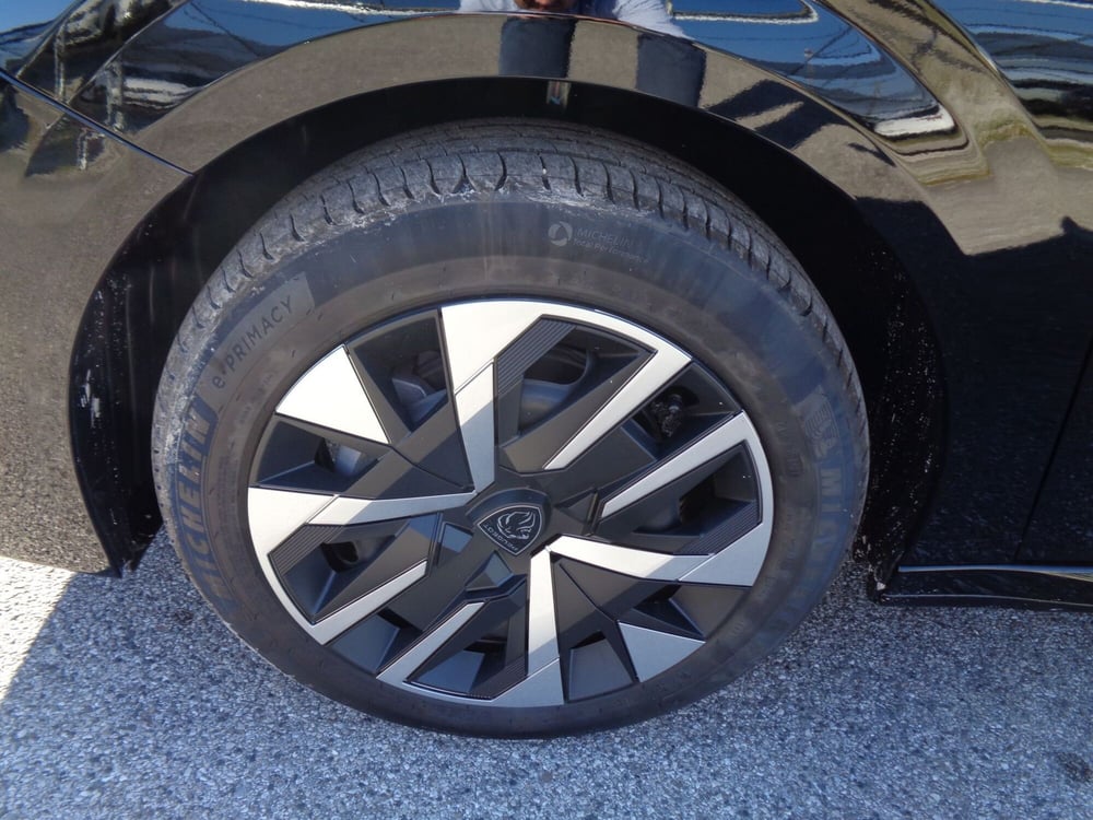 Peugeot 208 nuova a Treviso (6)