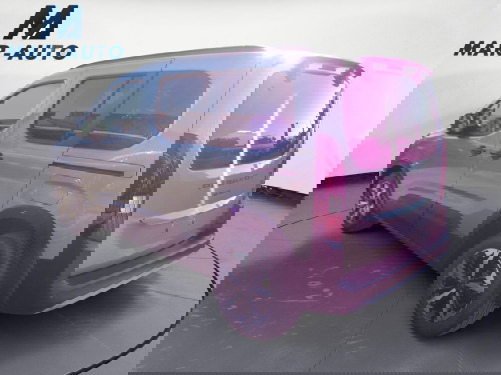 Peugeot Rifter nuova a Treviso (2)