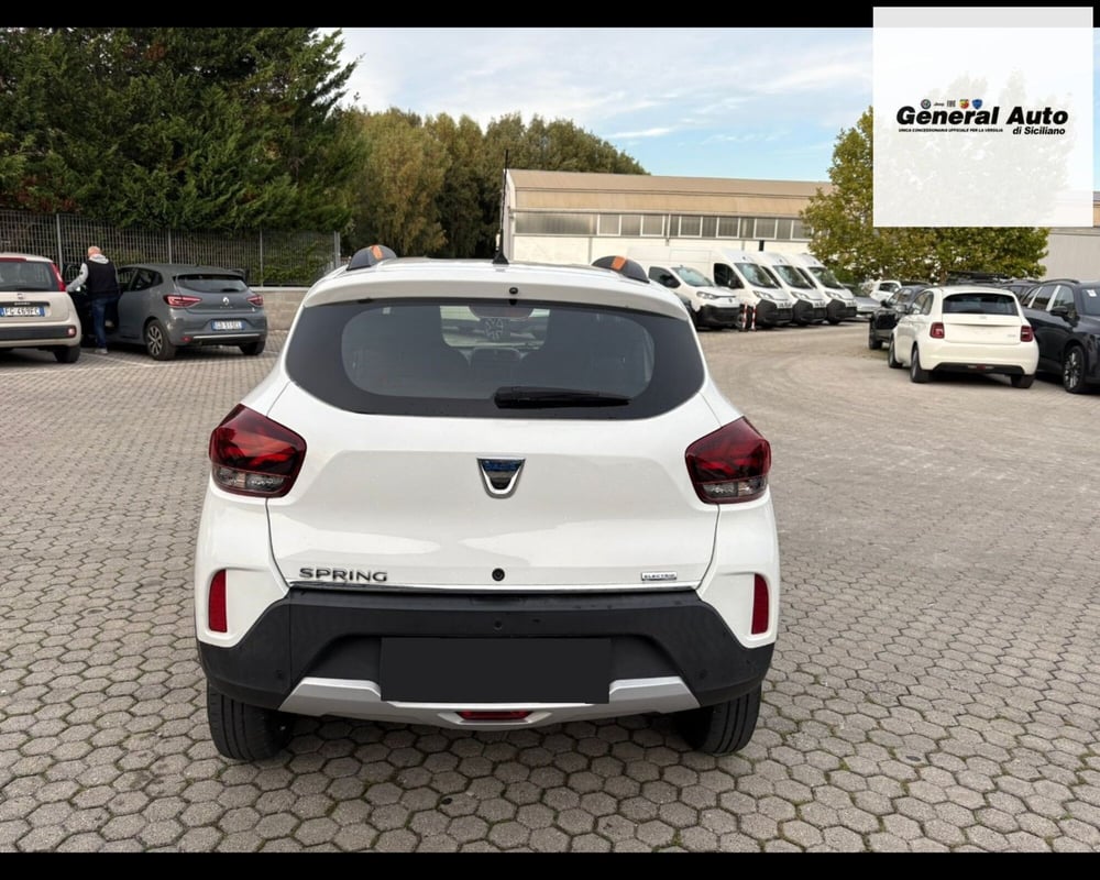 Dacia Spring usata a Lucca (6)