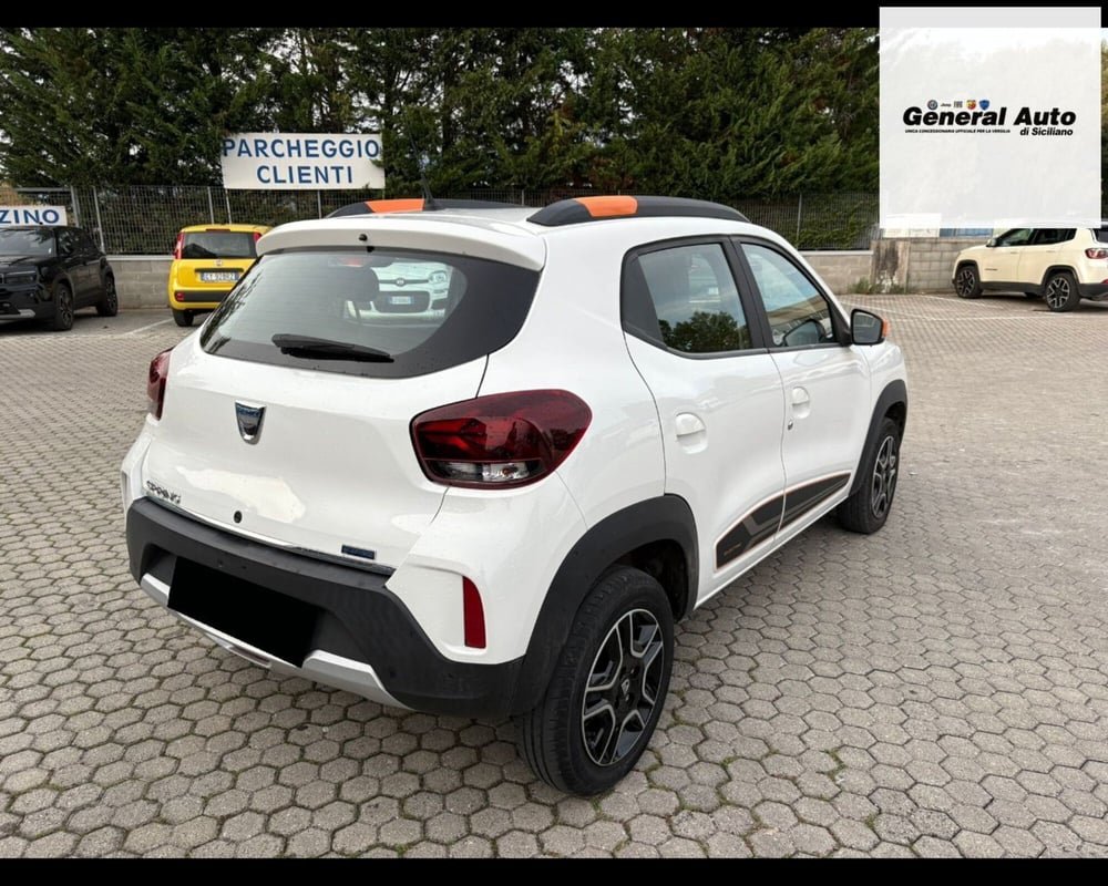 Dacia Spring usata a Lucca (7)