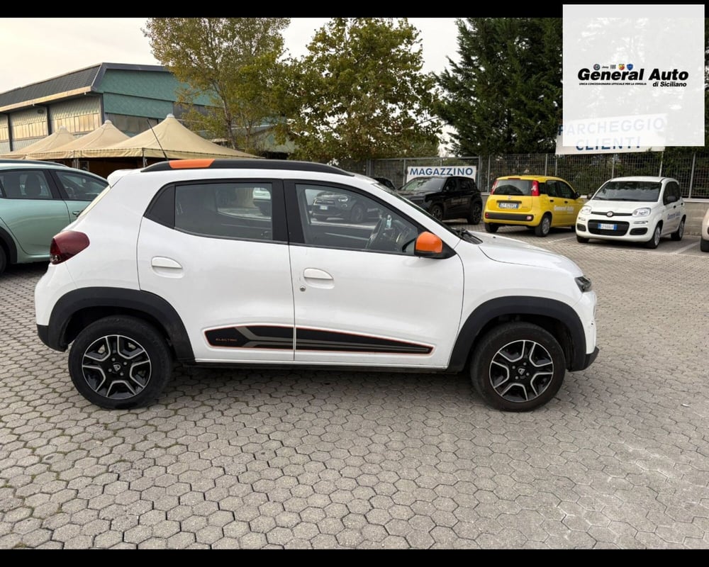 Dacia Spring usata a Lucca (8)