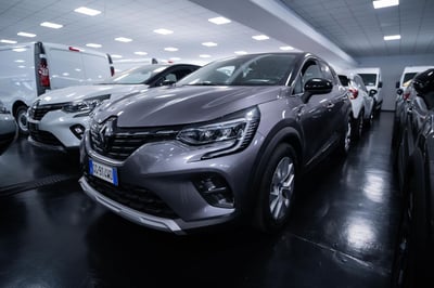 Renault Captur Full Hybrid E-Tech 145 CV Intens del 2021 usata a Torino