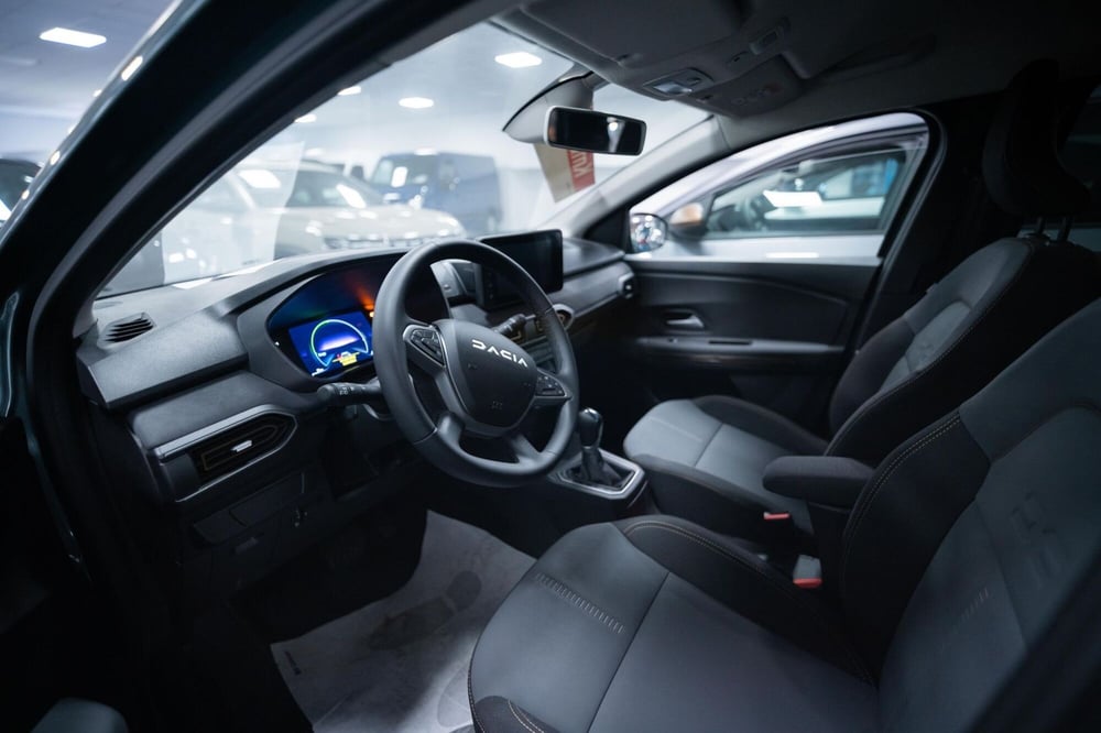 Dacia Jogger usata a Torino (5)