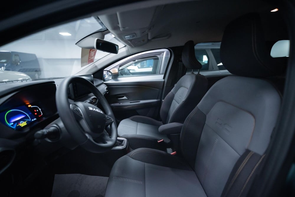 Dacia Jogger usata a Torino (6)