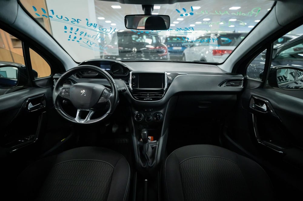 Peugeot 208 usata a Torino (9)