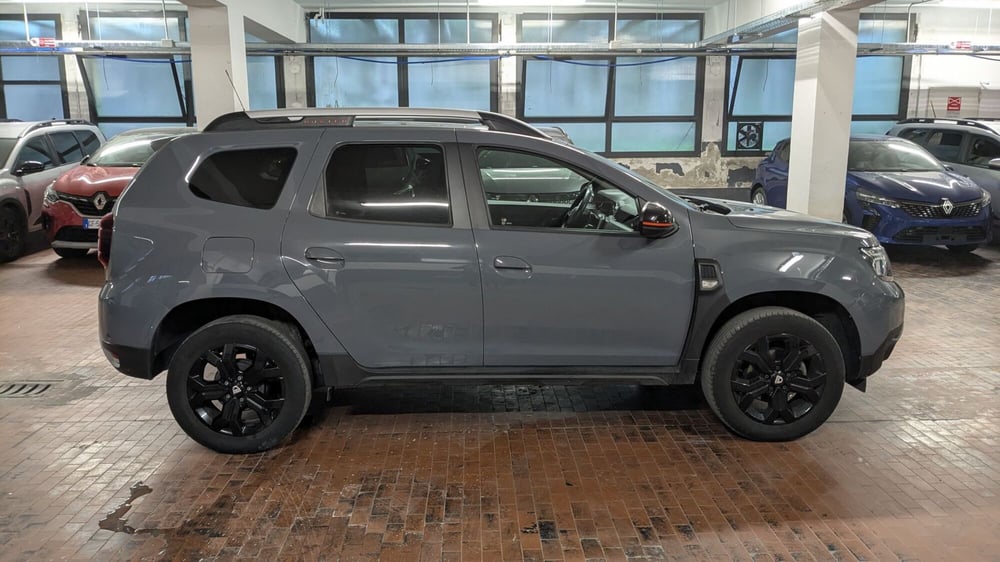 Dacia Duster usata a Milano (7)