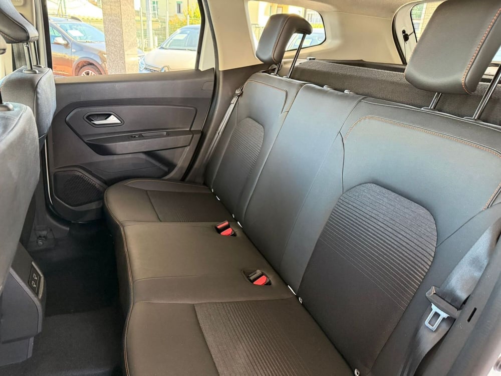 Dacia Duster usata a Brescia (12)
