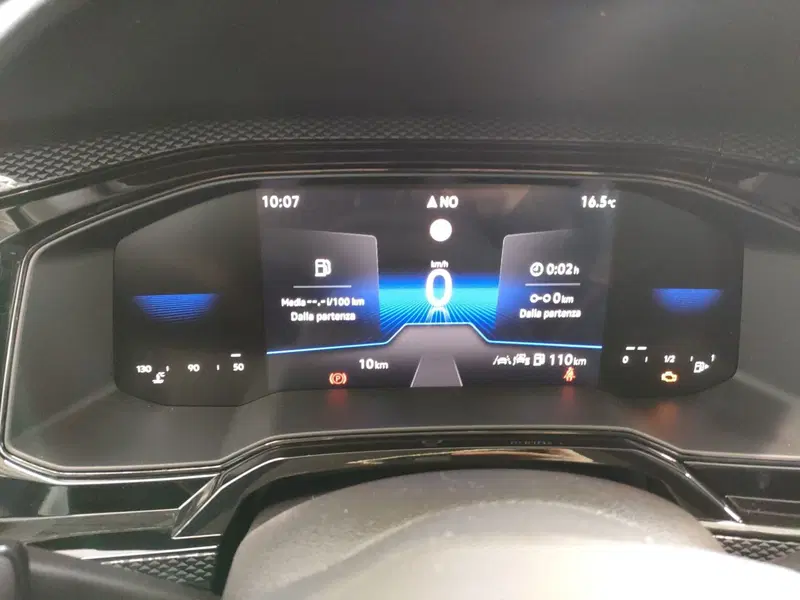 Volkswagen Taigo nuova a Bologna (12)