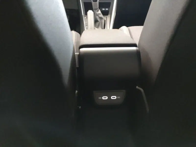 Volkswagen Taigo nuova a Bologna (16)
