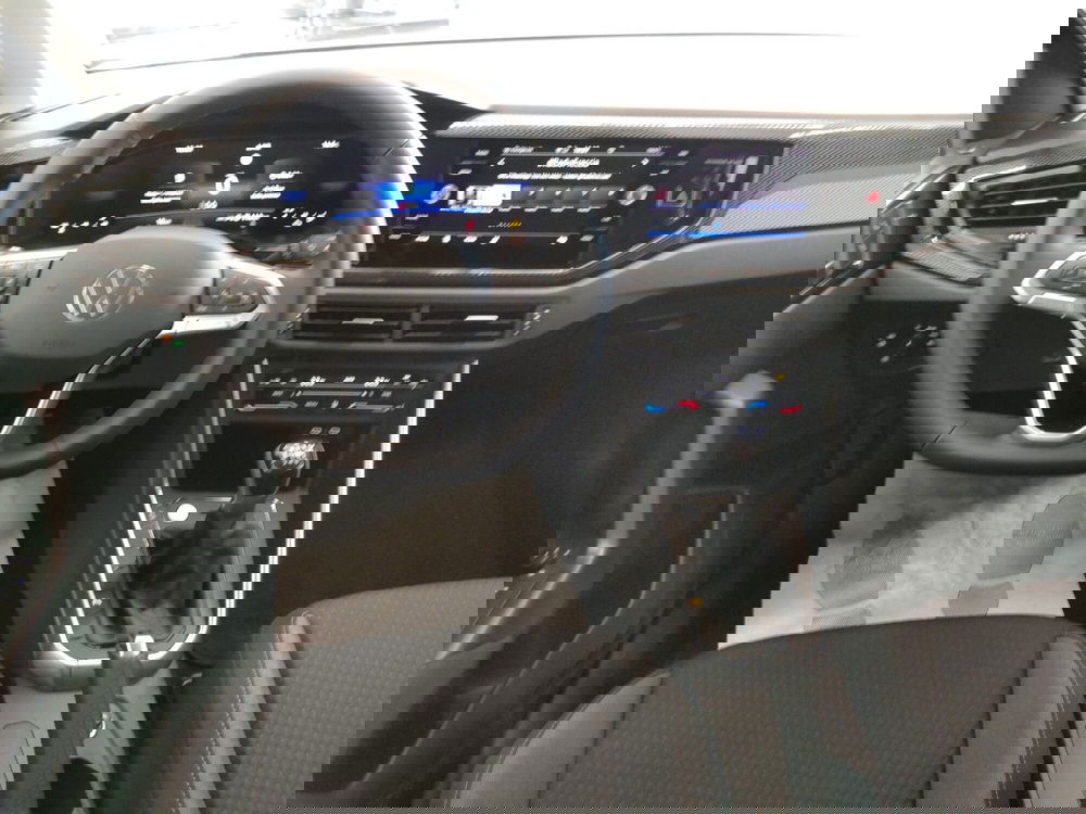 Volkswagen Taigo nuova a Bologna (17)