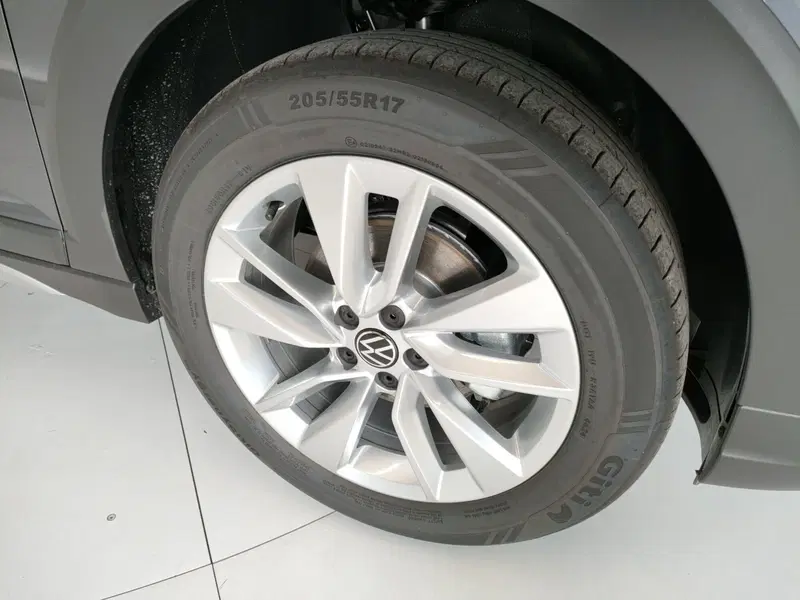 Volkswagen Taigo nuova a Bologna (7)