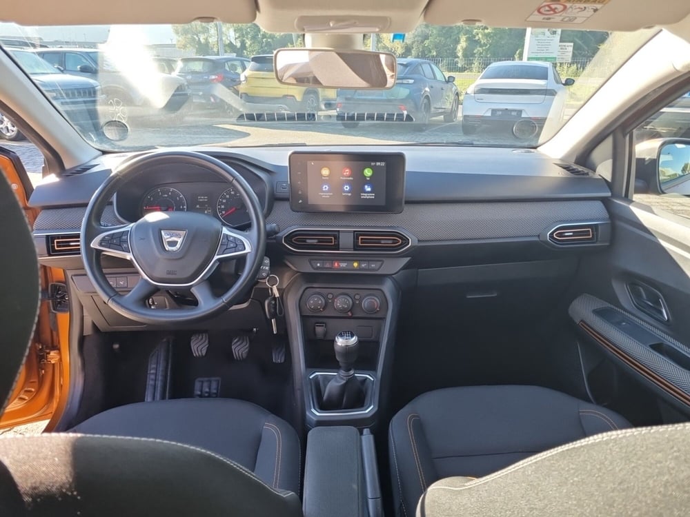 Dacia Sandero usata a Lucca (12)