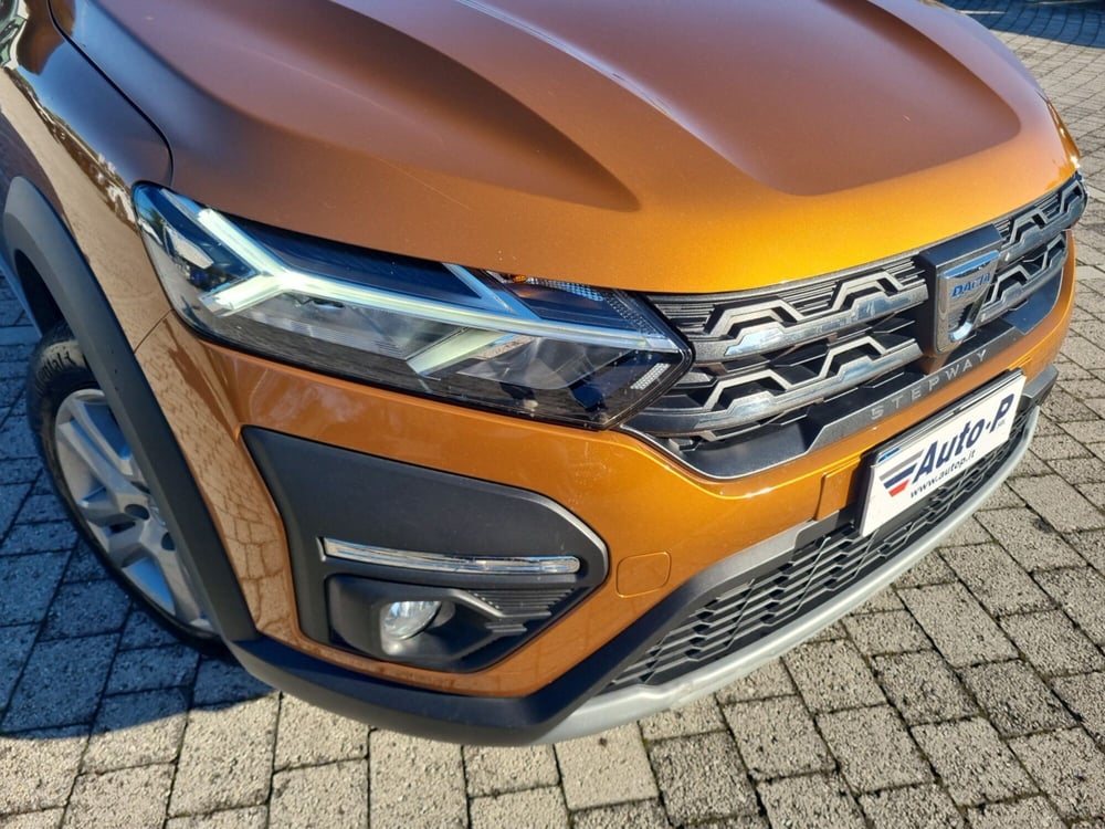Dacia Sandero usata a Lucca (17)