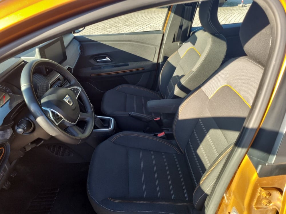 Dacia Sandero usata a Lucca (6)