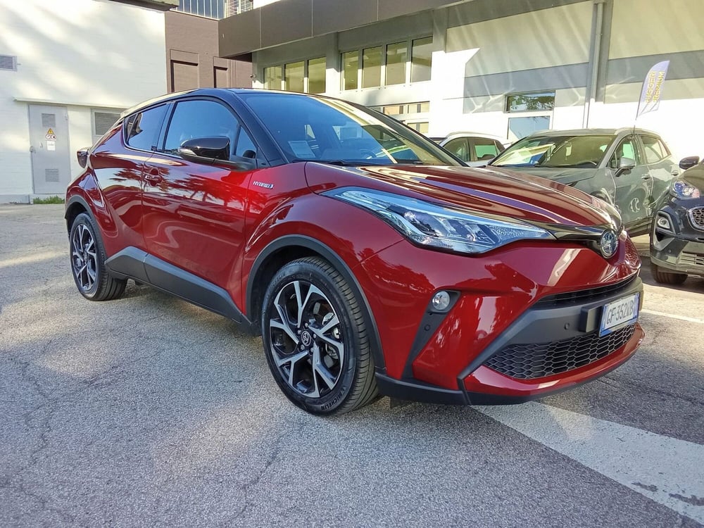 Toyota Toyota C-HR usata a Rimini (4)