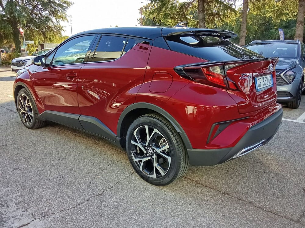 Toyota Toyota C-HR usata a Rimini (8)