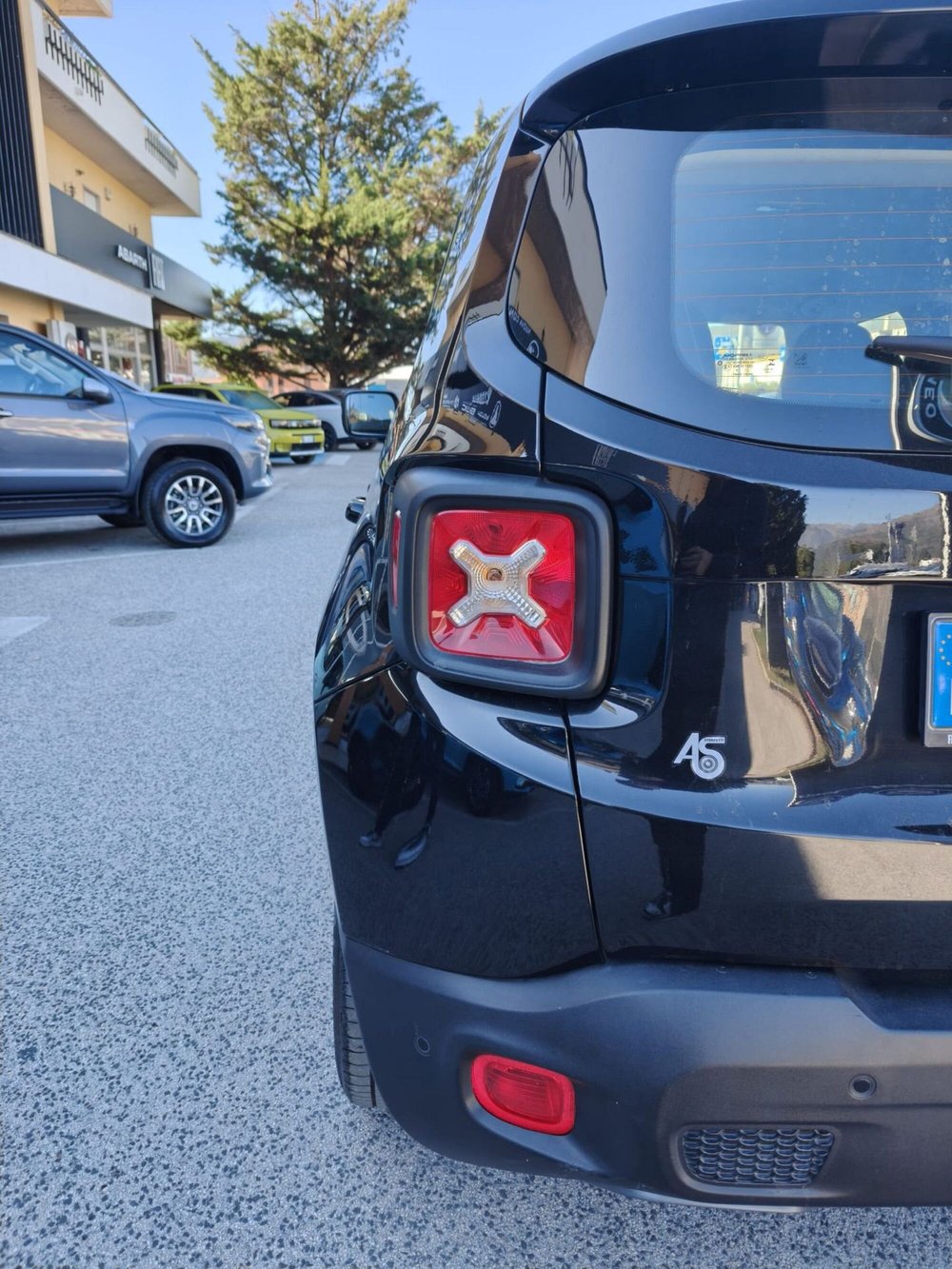 Jeep Renegade usata a L'Aquila (2)