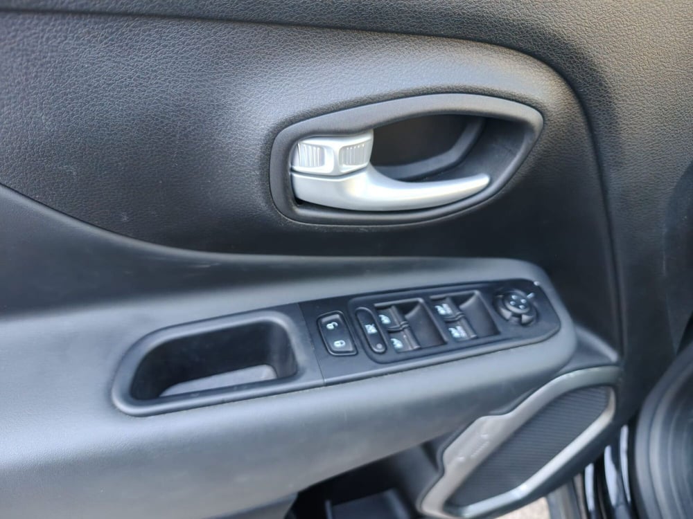 Jeep Renegade usata a L'Aquila (7)