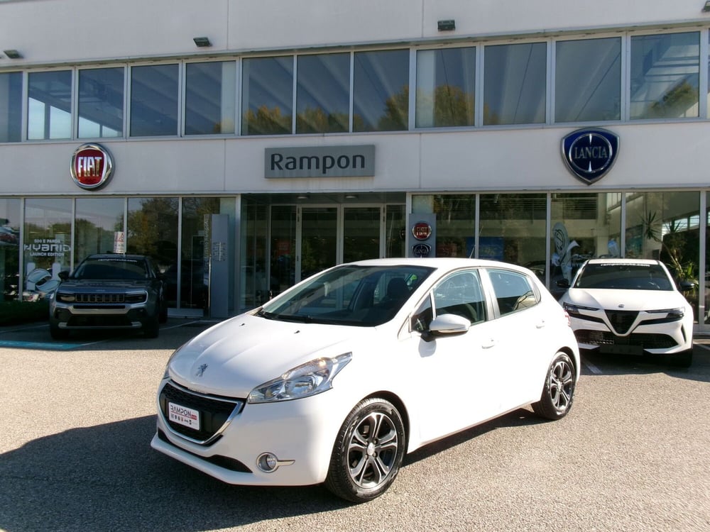 Peugeot 208 usata a Venezia