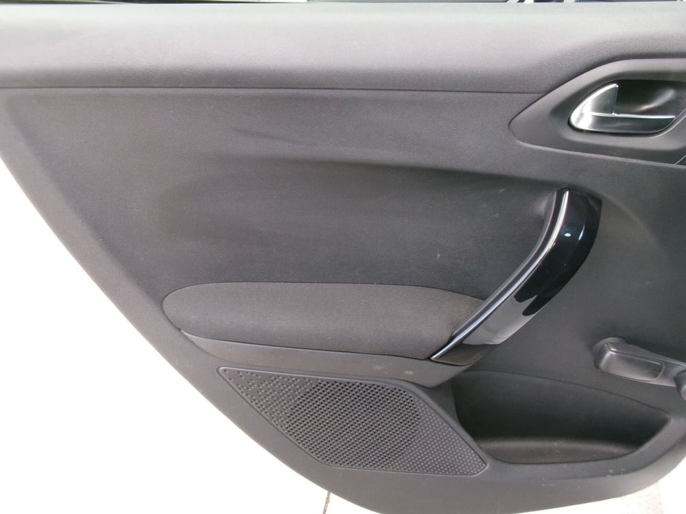 Peugeot 208 usata a Venezia (17)