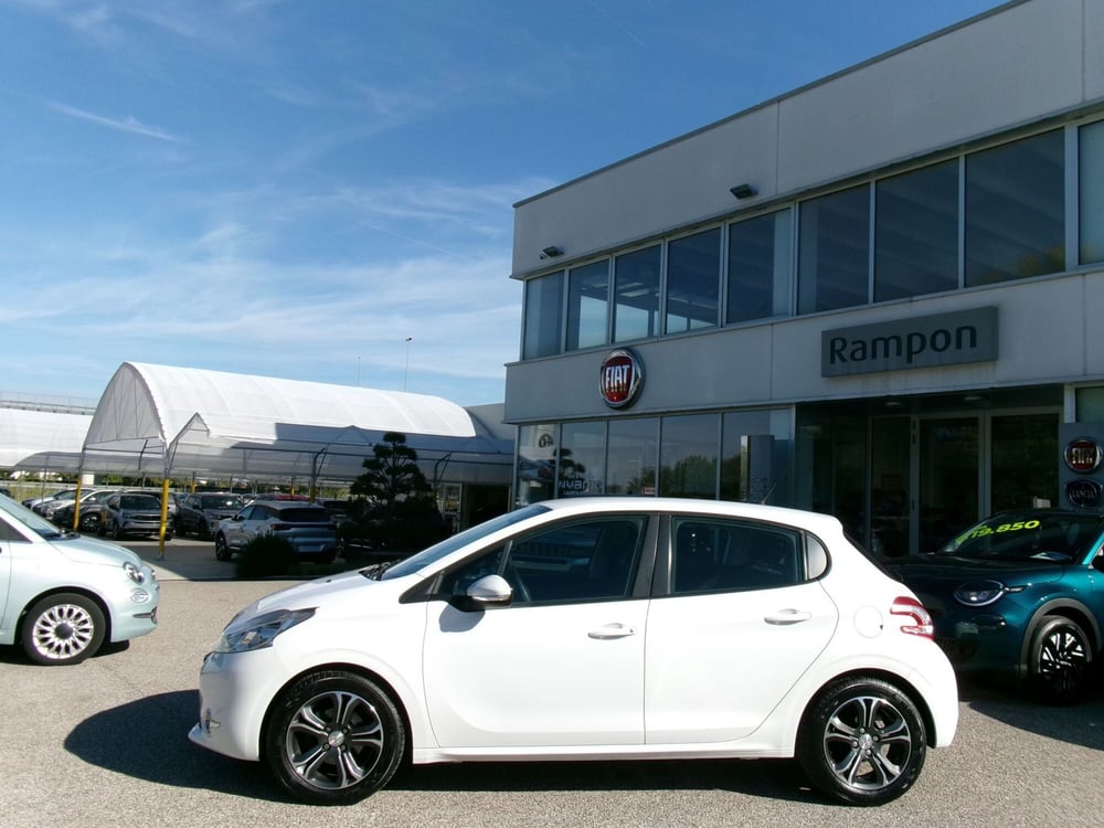 Peugeot 208 usata a Venezia (2)