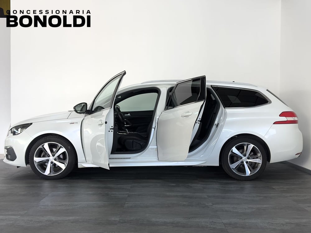Peugeot 308 SW usata a Brescia (5)