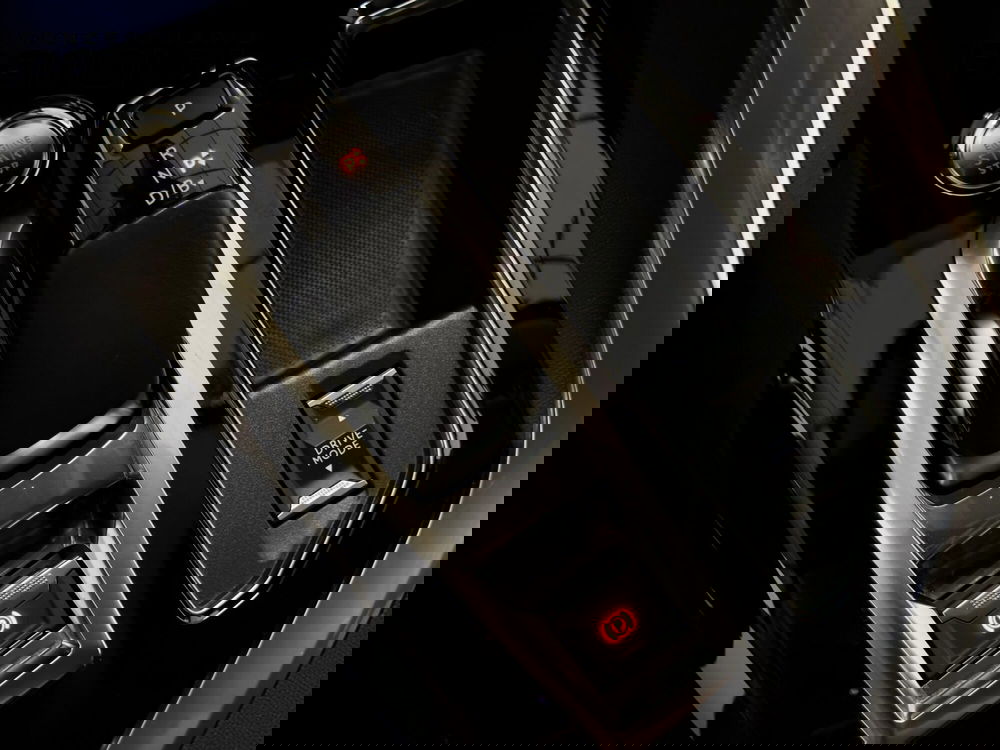 Peugeot 3008 usata a Brescia (18)