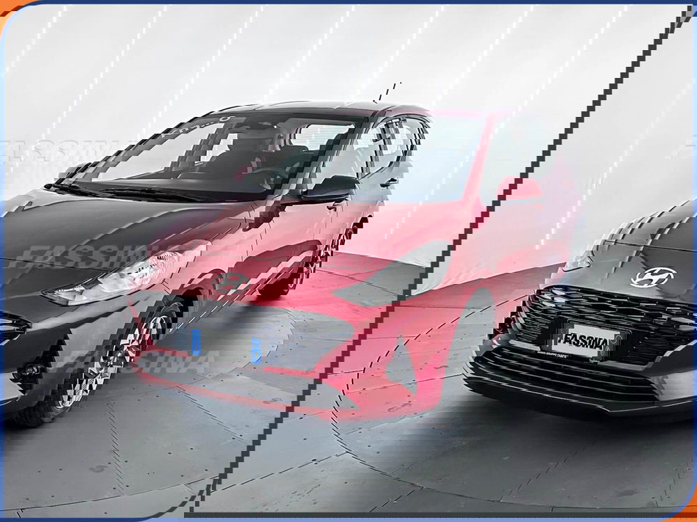 Hyundai i10 nuova a Milano (3)