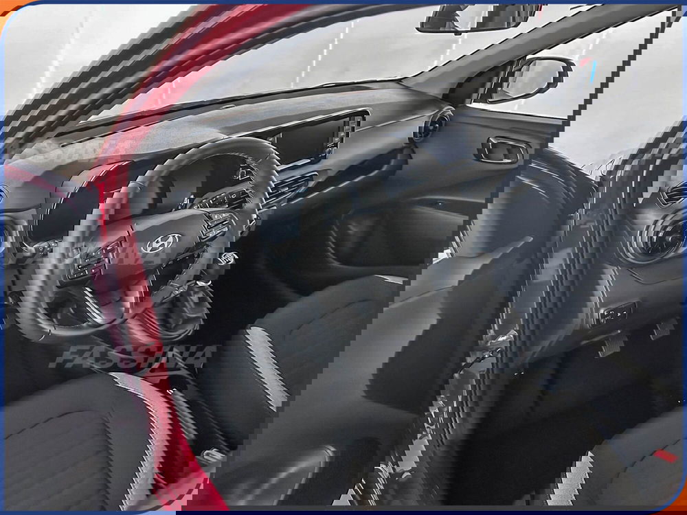 Hyundai i10 nuova a Milano (9)