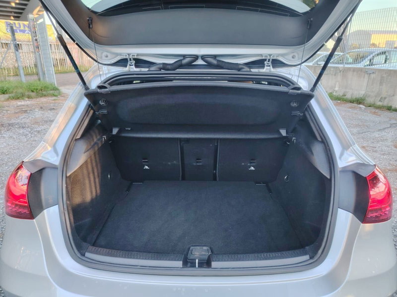 Mercedes-Benz Classe A Sedan usata a La Spezia (15)