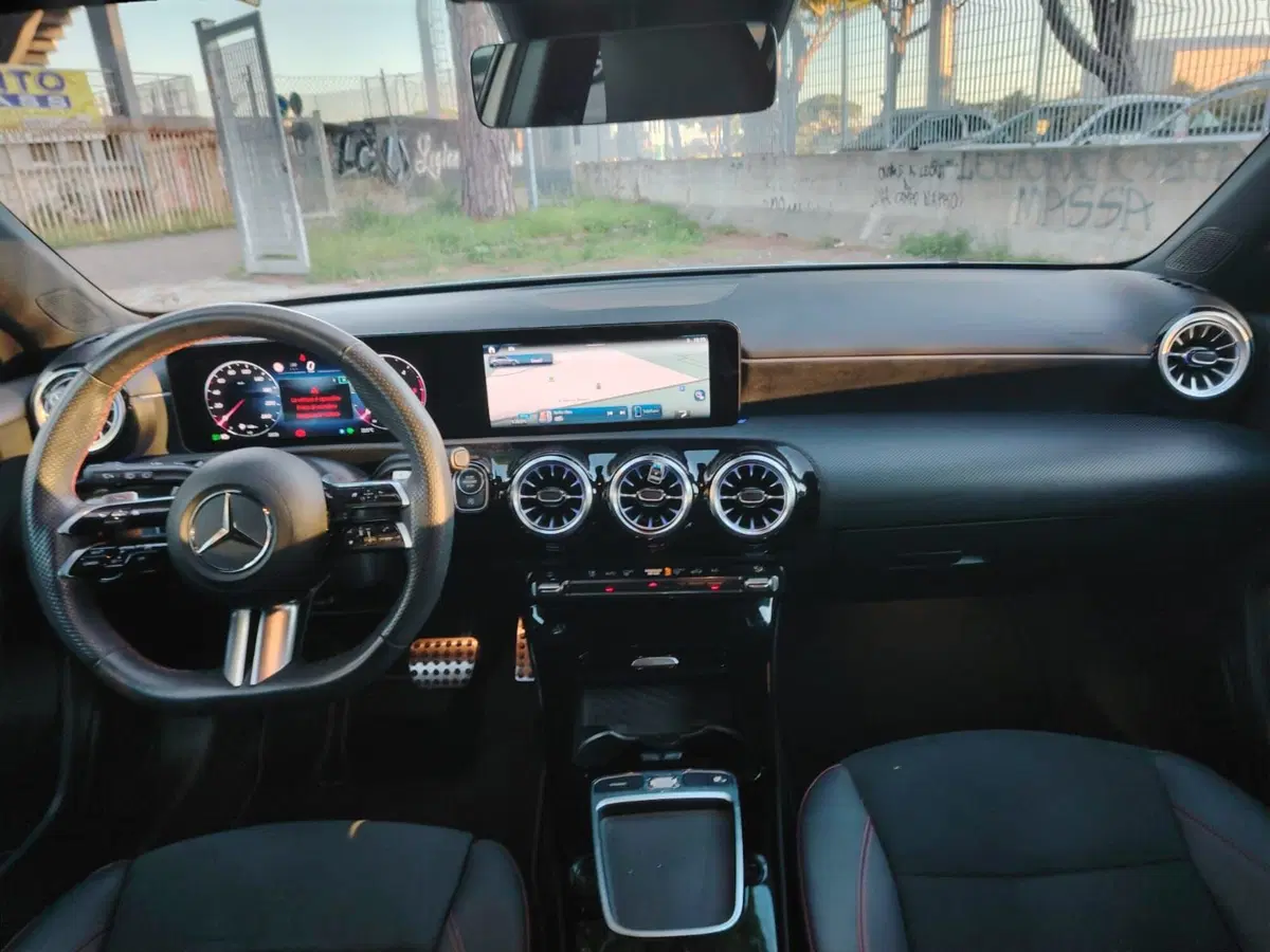 Mercedes-Benz Classe A Sedan usata a La Spezia (6)