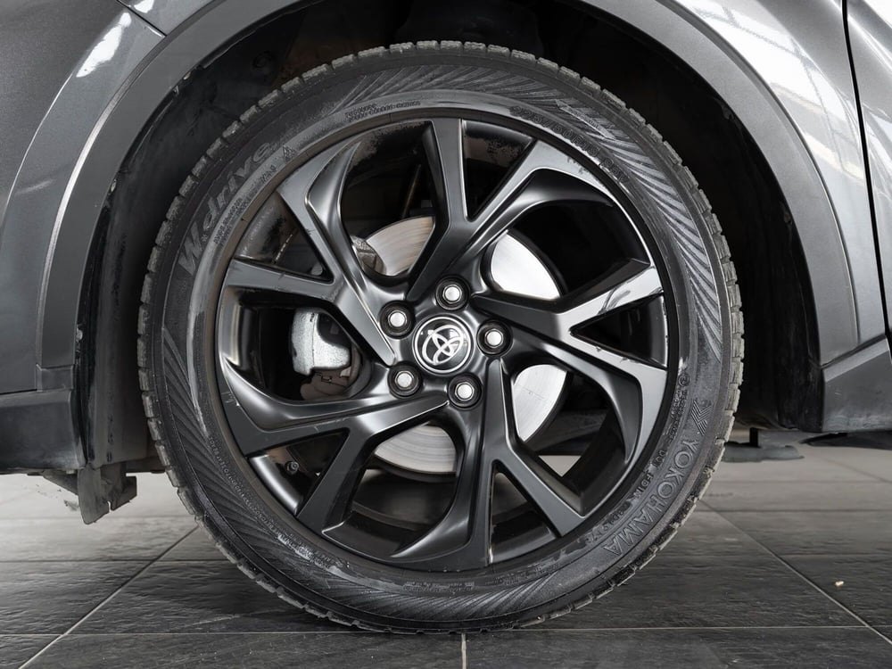 Toyota Toyota C-HR usata a Foggia (15)