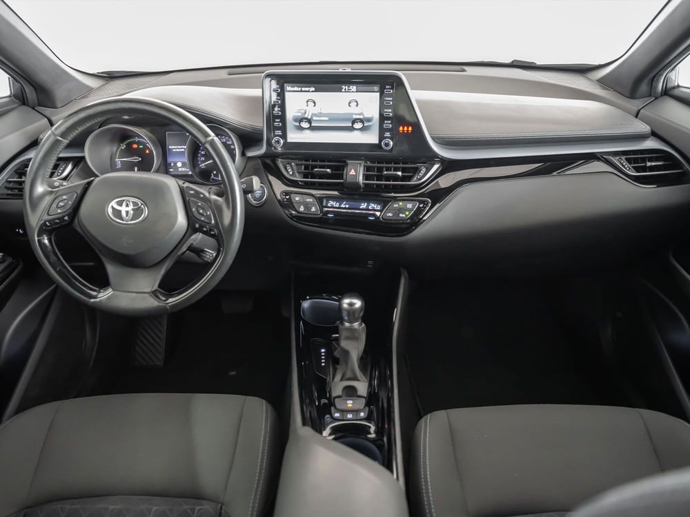 Toyota Toyota C-HR usata a Foggia (9)